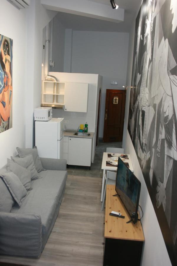 Golondrinas De Malaga "Apartamentos Con Mucho Arte" Y Terraza Solarium En Coliving Kültér fotó