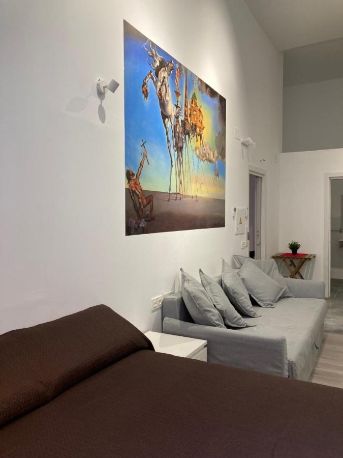 Golondrinas De Malaga "Apartamentos Con Mucho Arte" Y Terraza Solarium En Coliving Kültér fotó